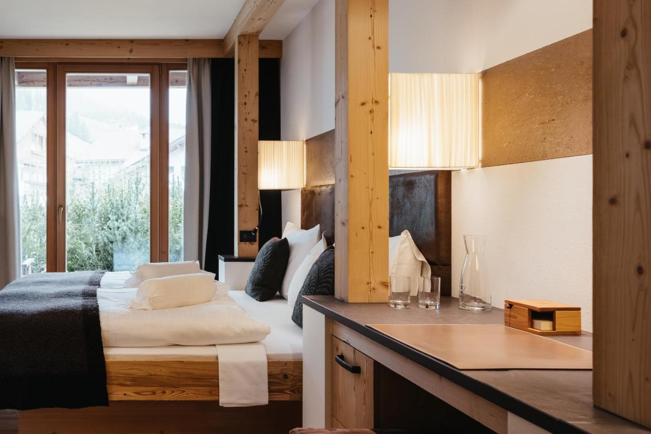 Lagacio Hotel Mountain Residence سان كاسيانو المظهر الخارجي الصورة