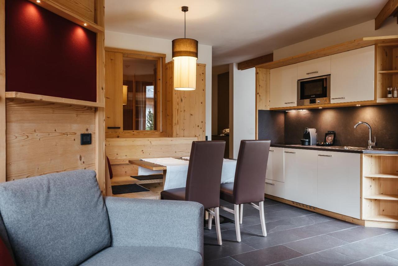 Lagacio Hotel Mountain Residence سان كاسيانو المظهر الخارجي الصورة