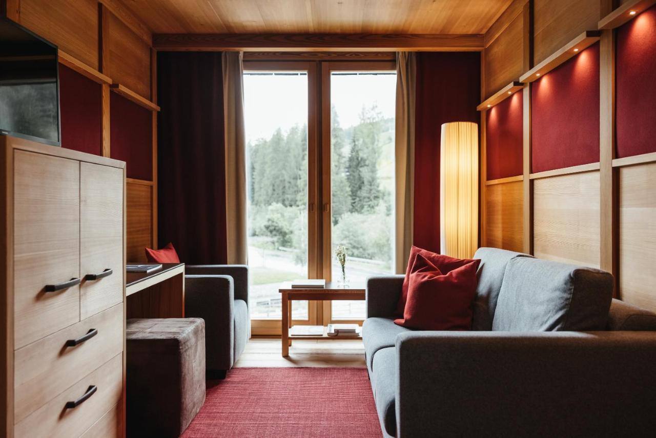 Lagacio Hotel Mountain Residence سان كاسيانو المظهر الخارجي الصورة